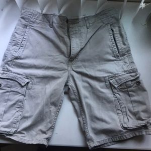 Levi’s Cargos